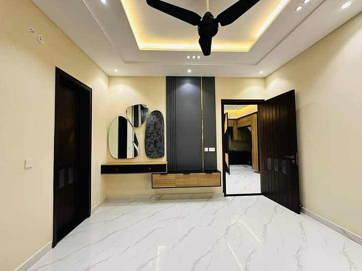 10 Marla Brand New Luxury House Is Available For Rent In Tulip Block Bahria Town Lahore 18