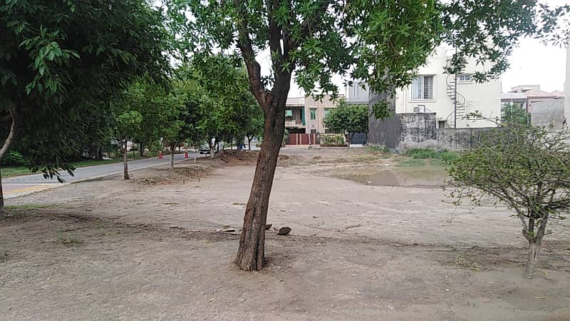 10 Marla Residential Plot For Sale In Alamgir Ext Block Sector F Bahria Town Lahore 8