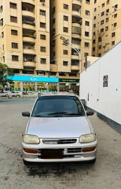 Daihatsu Cuore 2003