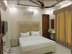 BRAND NEW ROOM FULLY FURNISHED NEAR SHAUKAT KHANUM AND UCP