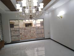 1 Kanal Like New Upper Portion Available For Rent In EE Block Bahria Town Lahore