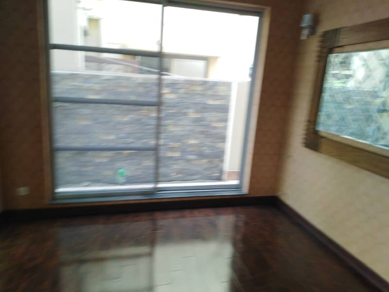 1 Kanal Like New Upper Portion Available For Rent In EE Block Bahria Town Lahore 4