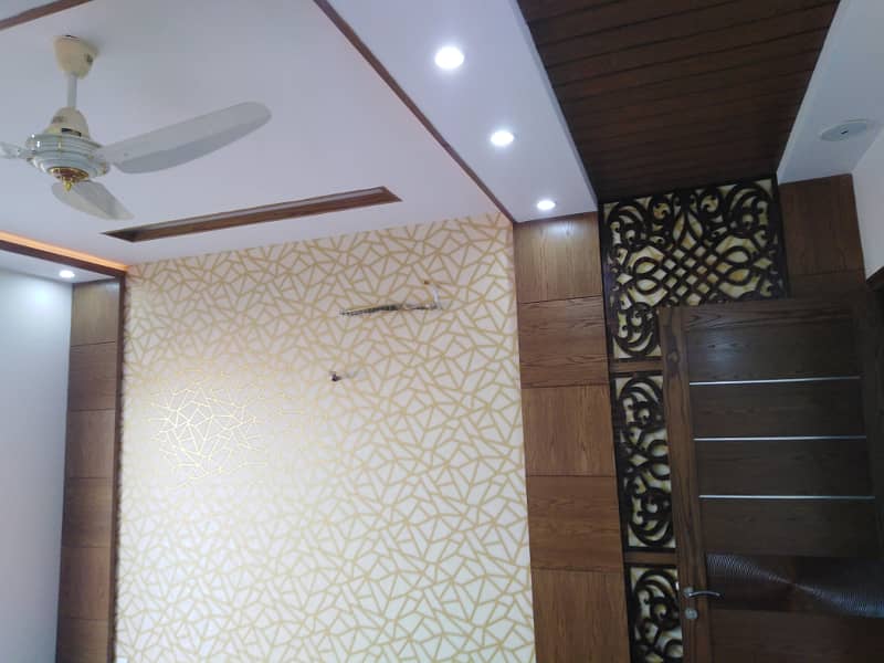 1 Kanal Like New Upper Portion Available For Rent In EE Block Bahria Town Lahore 13