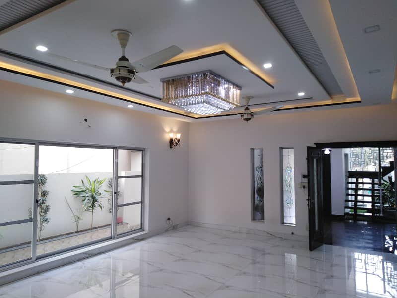 1 Kanal Like New Upper Portion Available For Rent In EE Block Bahria Town Lahore 35