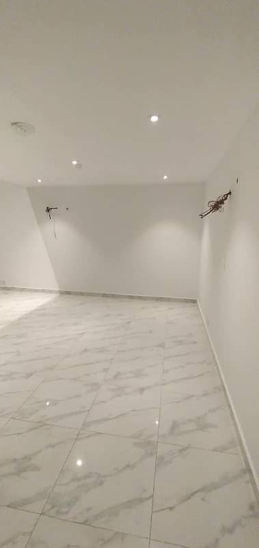 Brand new 4 Marla basement with bath+kitchen for rent phase 4. 5