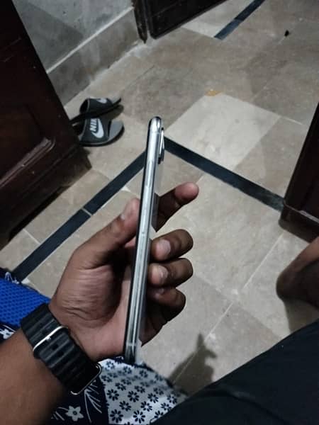 iPhone xsmax 256gb non PTA 3