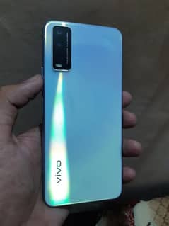 Vivo Y20 10 by 10 condition with original box and charger