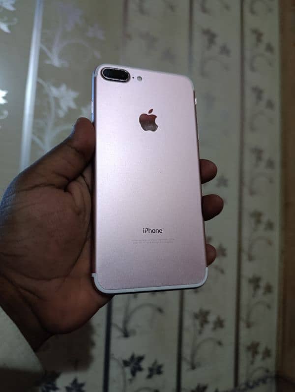 iPhone 7 Plus 128 gb official pta 4