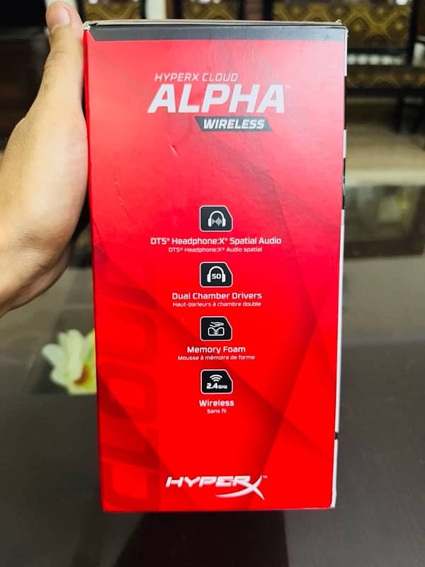 HyperX Cloud Alpha Wireless With Box 1