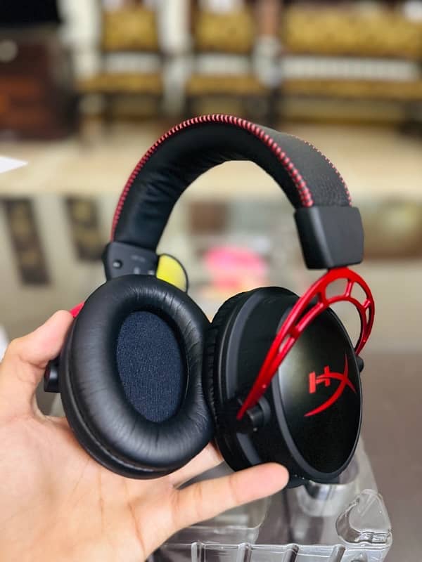 HyperX Cloud Alpha Wireless With Box 10