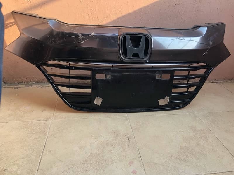 Honda Vezel 2015 Front Grill 2