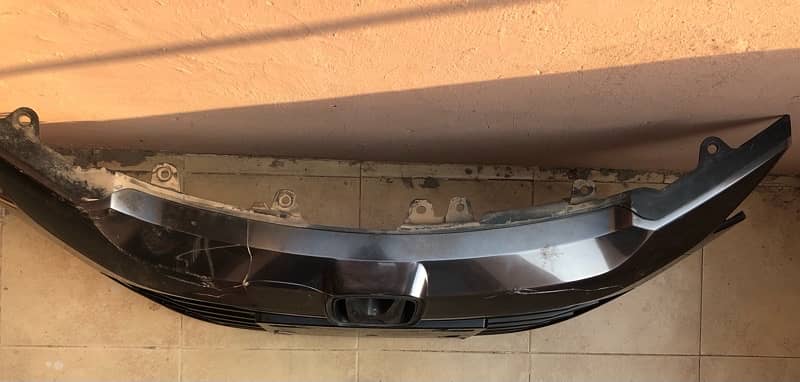 Honda Vezel 2015 Front Grill 5