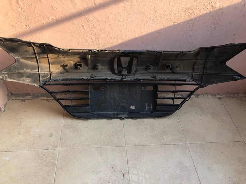 Honda Vezel 2015 Front Grill 6