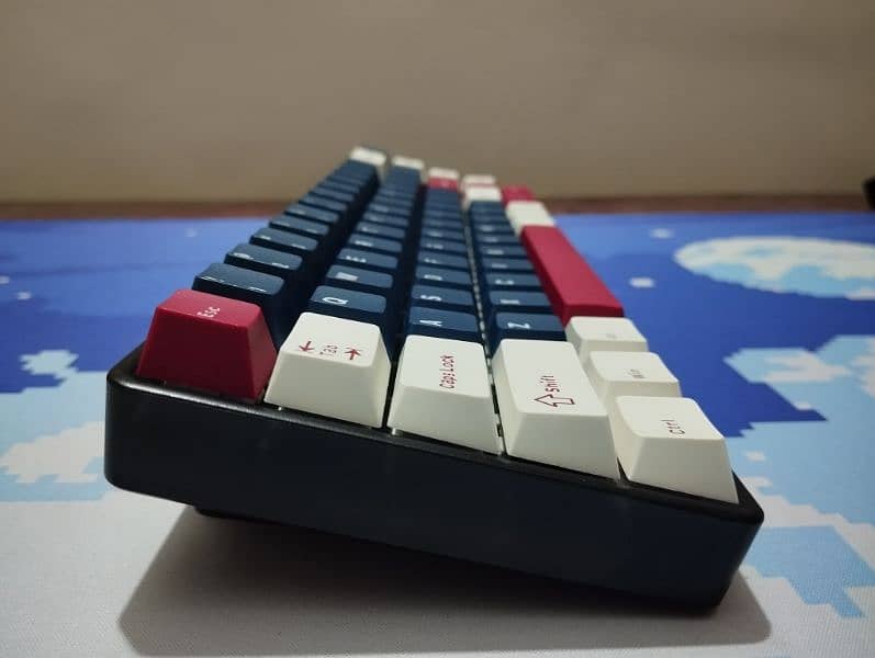 CIY NOVICE68 CUSTOM/GAMING/ENTHUSIAST WIRELESS MECHANICAL KEYBOARD 3