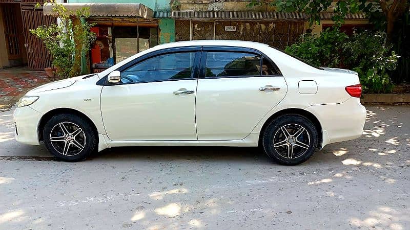 Toyota Corolla Xli 2014 7