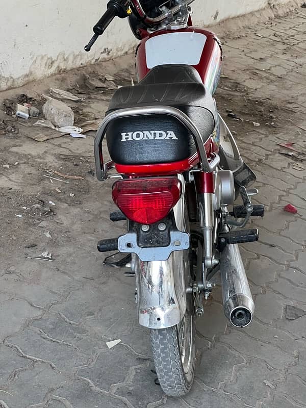 Honda CD70 Applied For Red 2