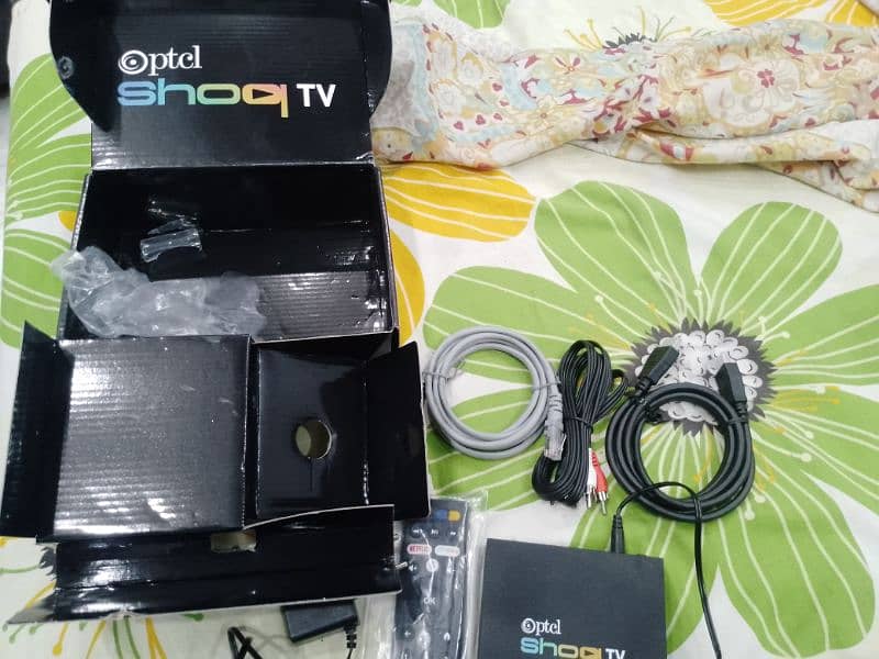 one month used Shoq tv android box 0