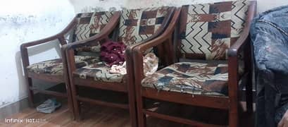 home use table and chairs for sale