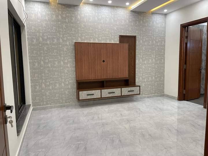 1 Kanal Full Basement New Modern Design House Prime Hot dha Phase3 3