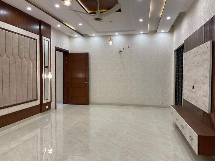 1 Kanal Full Basement New Modern Design House Prime Hot dha Phase3 7