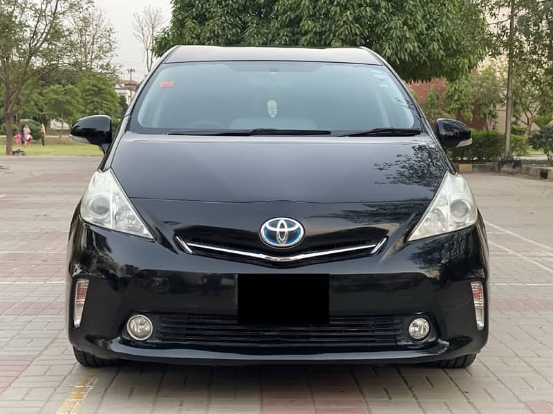 TOYOTA PRIUS ALPHA 2012 MODEL 2016 KARACHI REG 0