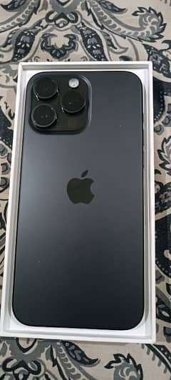 iPhone 15 pro max (1 TB )