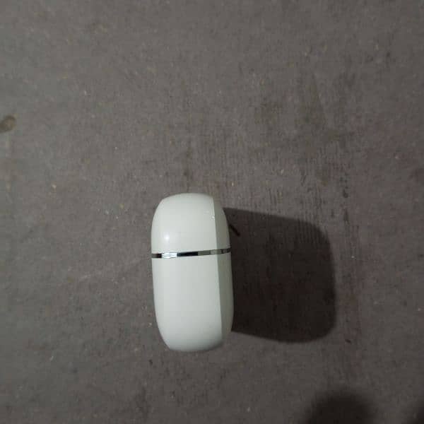 Links 313 Airpods - Lush condition - 1 month used only 3