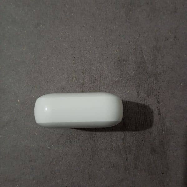 Links 313 Airpods - Lush condition - 1 month used only 4