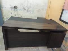 Used Executive Table Strong Material