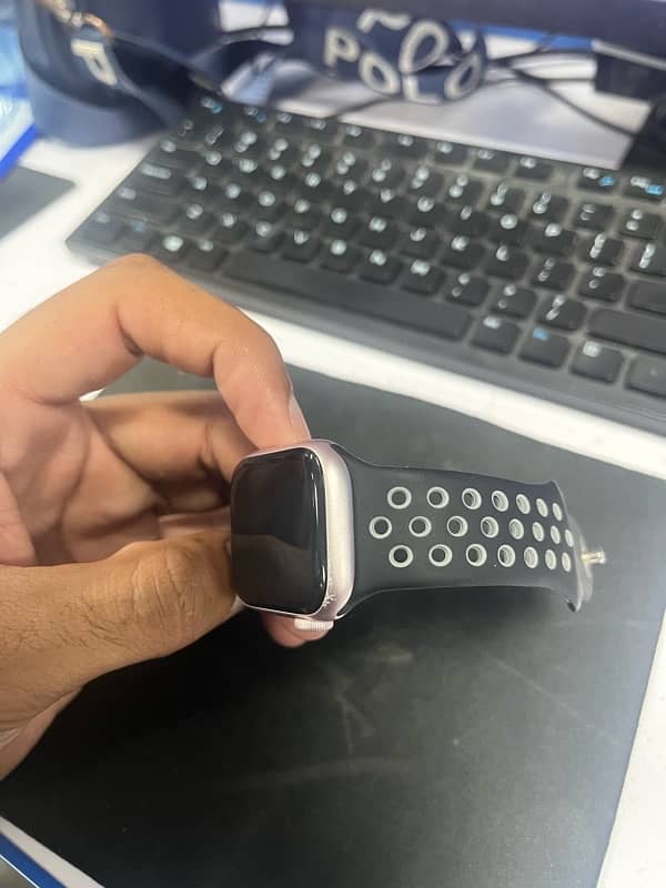 apple watch 9 series 4