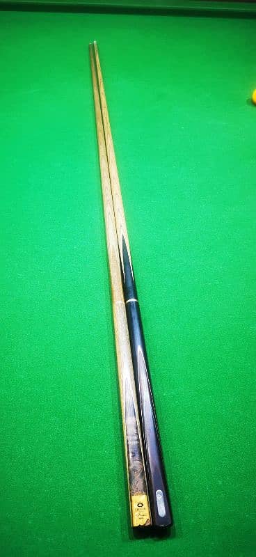 Snooker cue for sale original from Thailand guarantee 4