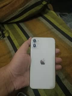 iphone 11 white 64 gb non pta  Body 10/10 front glass crack 0