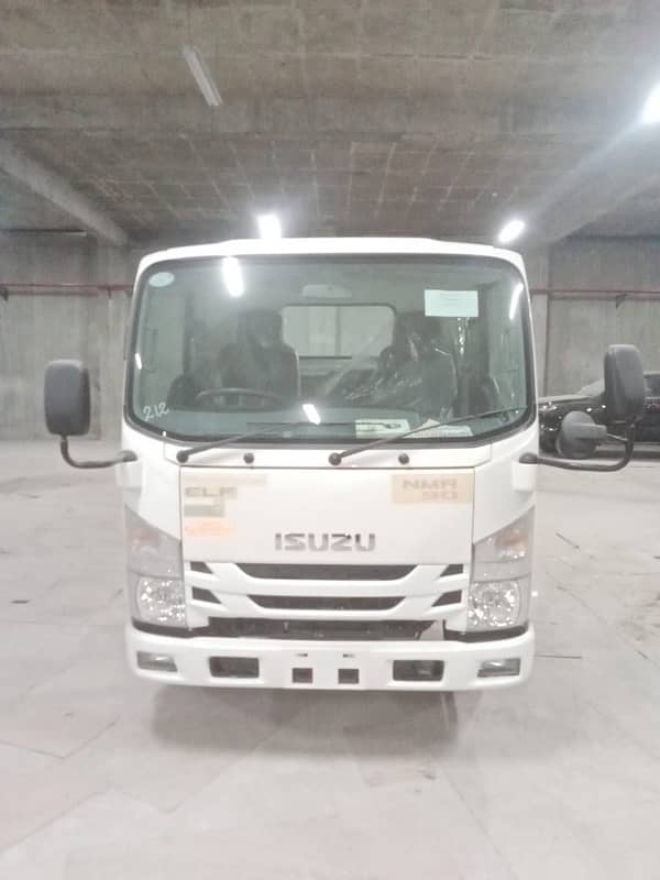 Isuzu NMR 7