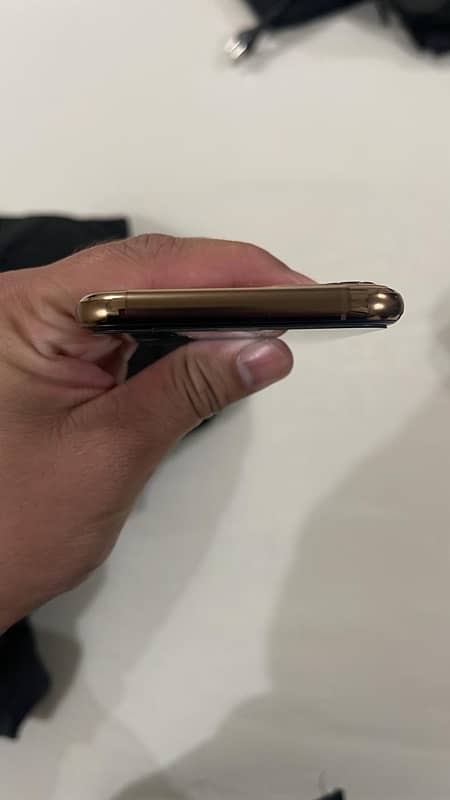 iPhone 11 Pro 64 gb 1