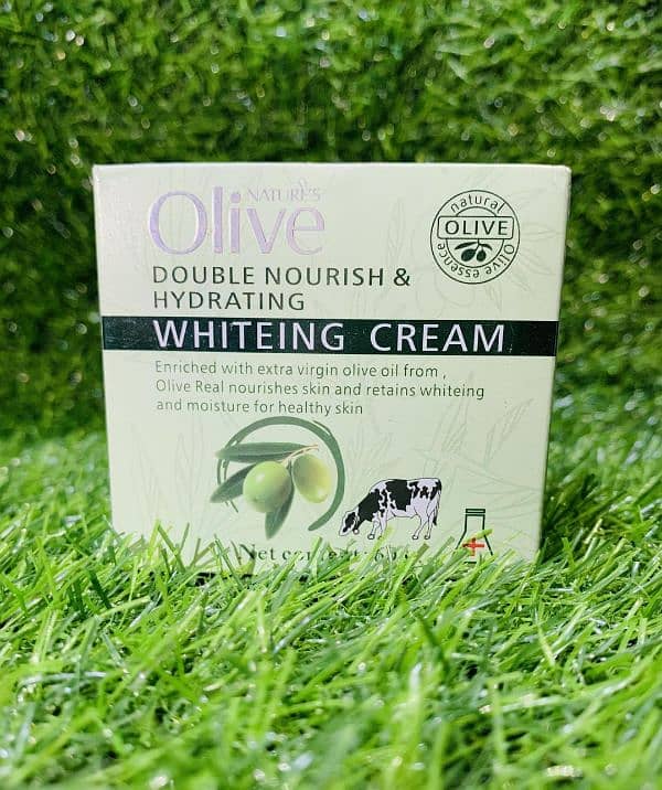 Nourishing & Hydrating Whitening Cream 1