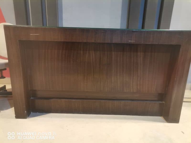 Office table urgent for sale 3