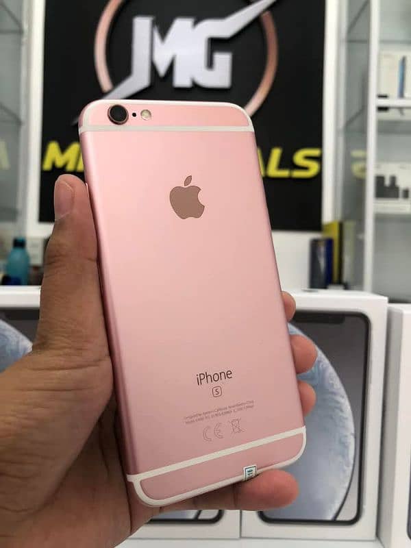 iPhone 6s plus 64 gb PTA approved my WhatsApp number 03227094780 0