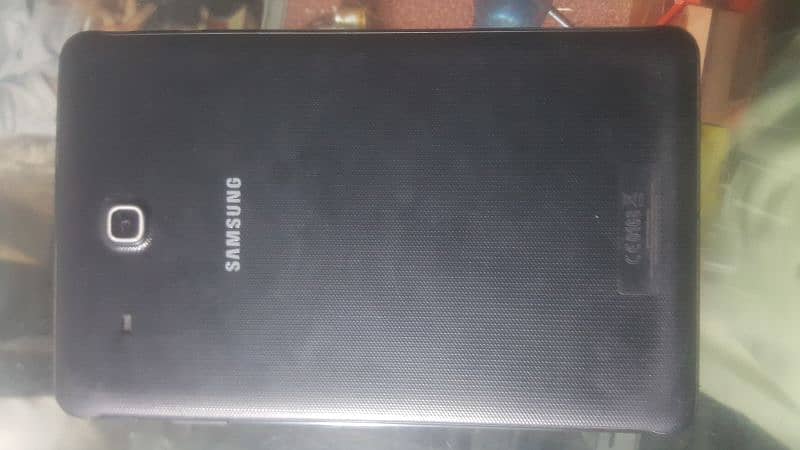 samsung Tab E 0