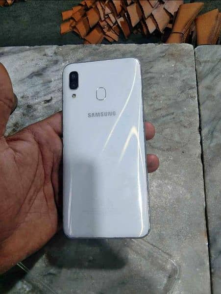 Samsung A30 4GB 64GB White 9