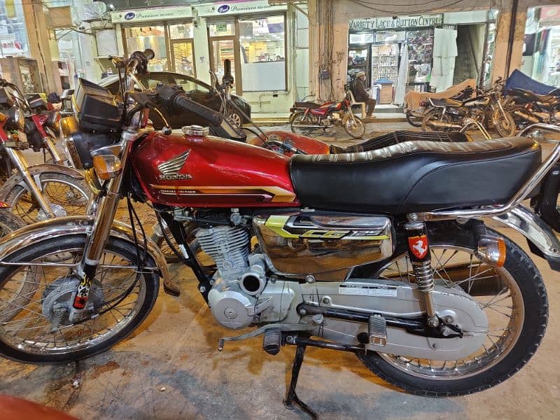 Honda CG125 special edition 3