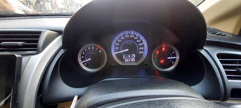 Honda City 1.5  IVTEC 2019 1