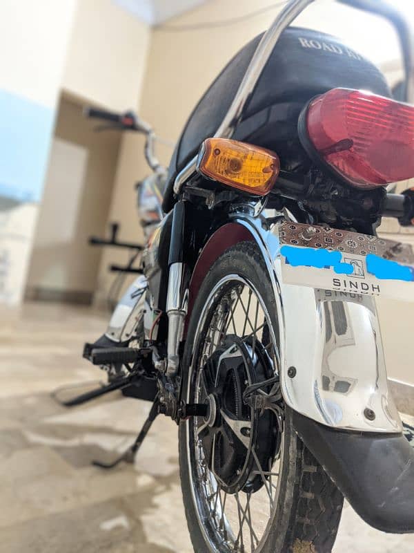 Road King E-Bike RK 70 E power Karachi number 6