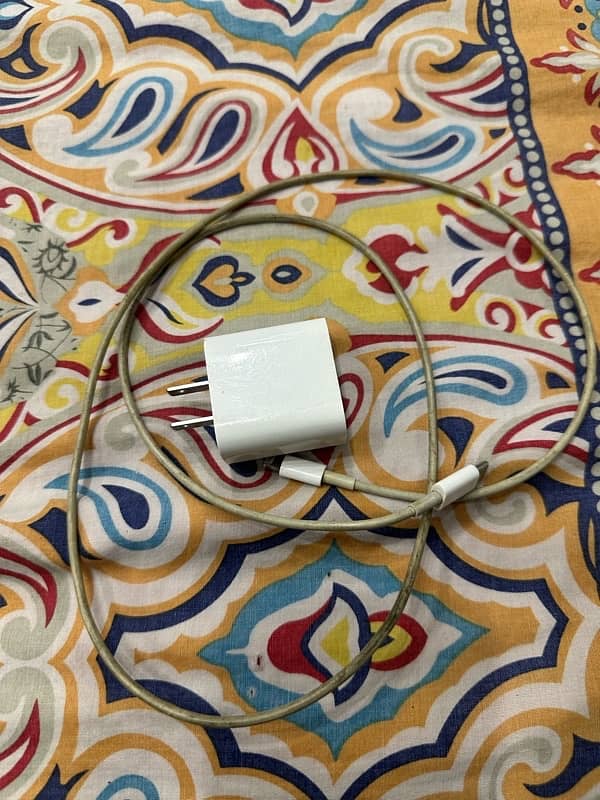 Apple iPhone 11 Pro Max Fast Charger 3