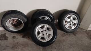 13 inch Alloy rim with yokohama tyre 175,70,r13