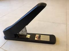 BIG STAPLER WORKING CONDITION