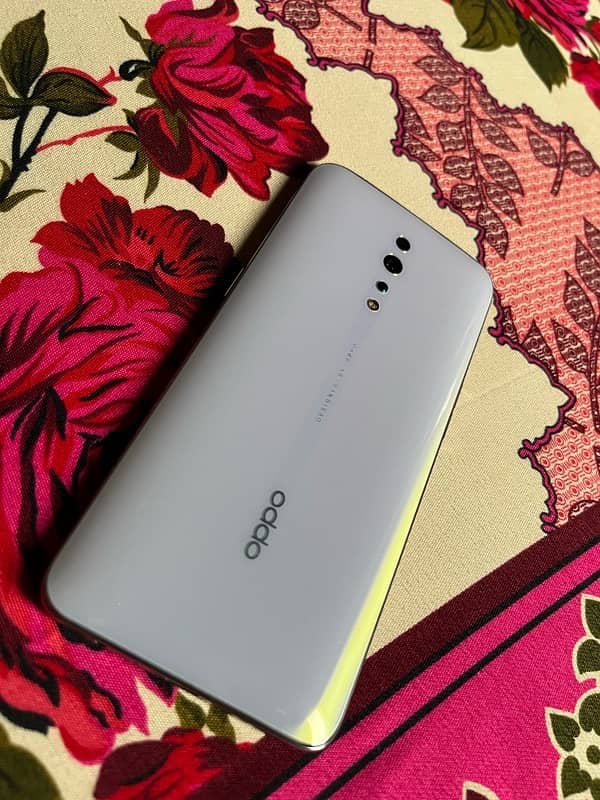 oppo reno Z 8/256 7