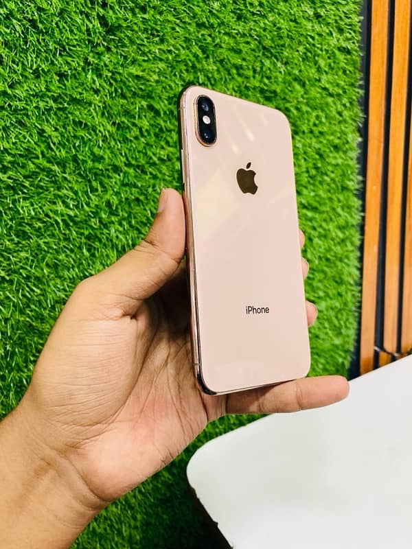 iPhone XS 64gb Factory unlocked 5