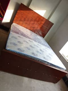 double bed wth matress