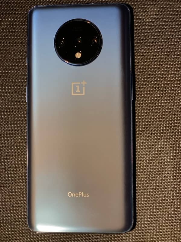 One plus 7t in excellent condition 8/128 5