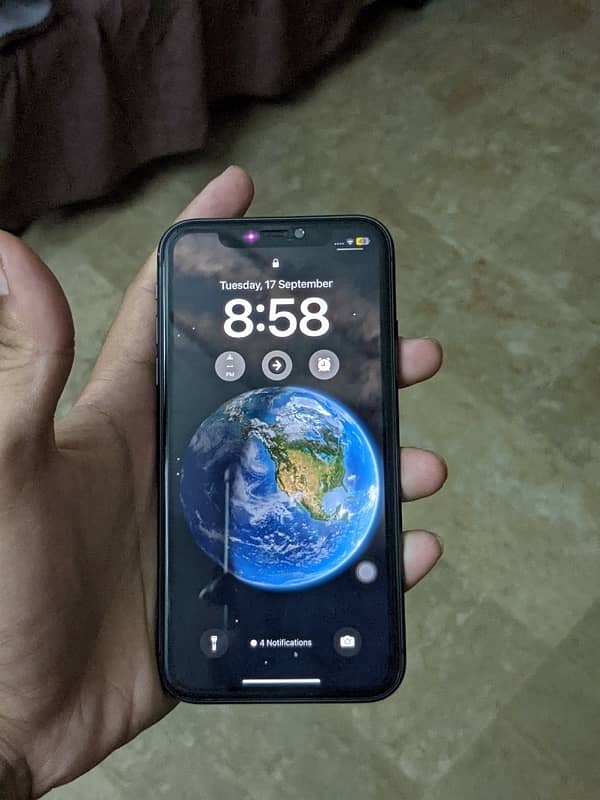 iPhone 11 jv 64 gb 3